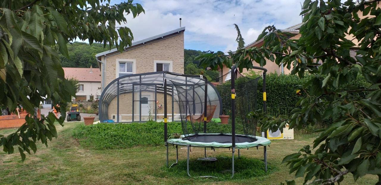 Bed and Breakfast Les Gremilles Bassoncourt Exterior foto