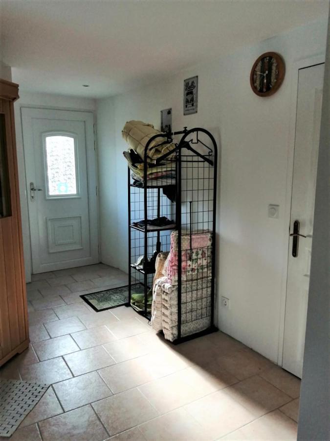 Bed and Breakfast Les Gremilles Bassoncourt Exterior foto